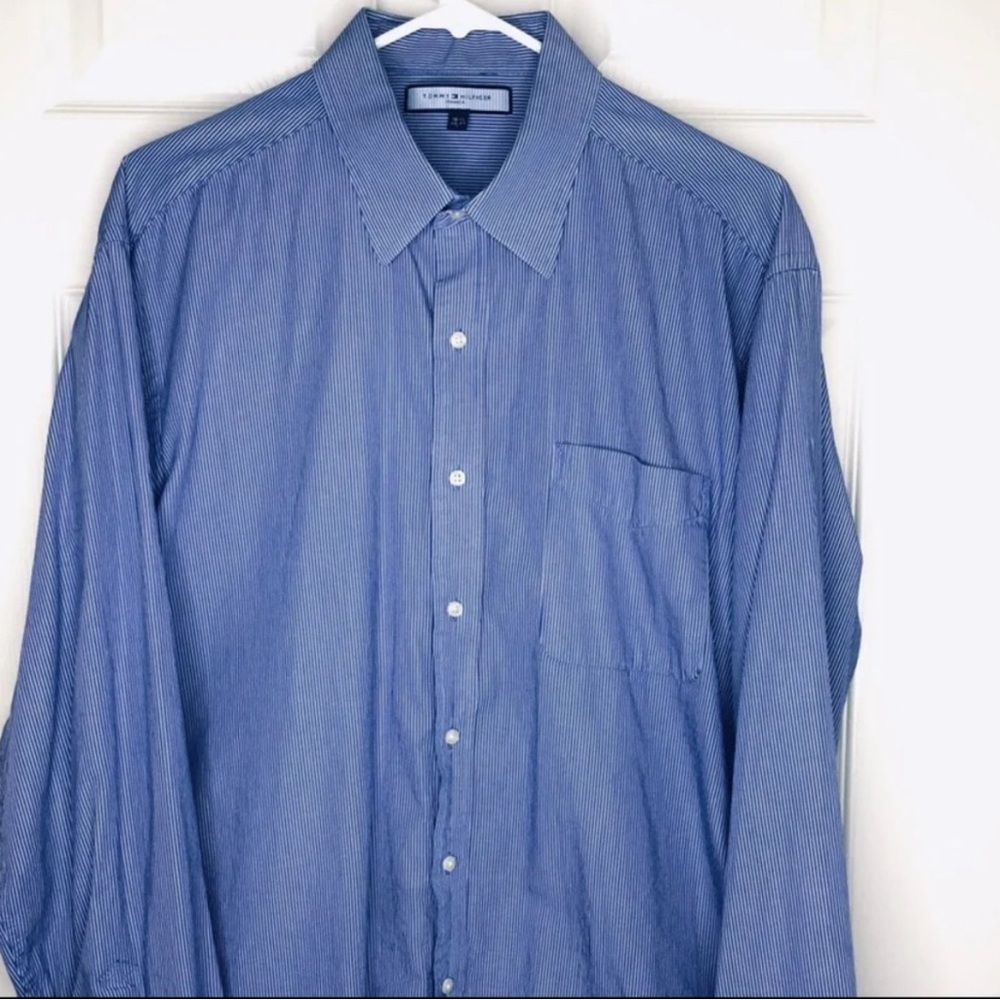 Tommy Hilfiger Men's Pinstriped Oxford Shirt Blue White Button down Shirt - Picture 4 of 5
